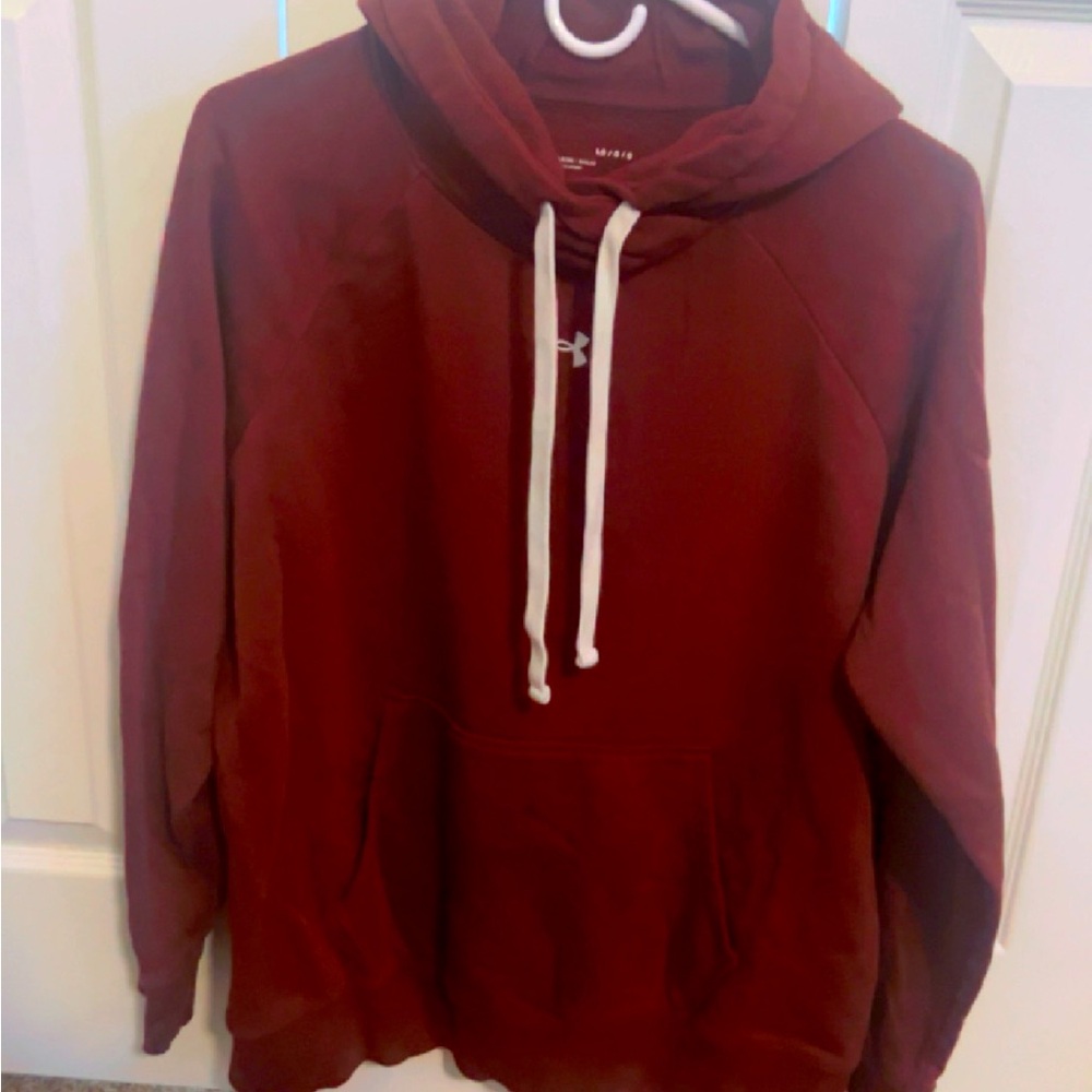 Under amour sweatshirt